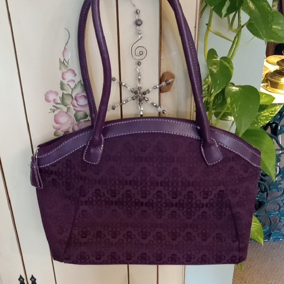 Croft & Barrow Shoulder Bag W Pouch + Card Holder Keychain - Picture 3 of 9